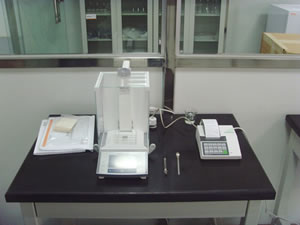 十万分之一天枰